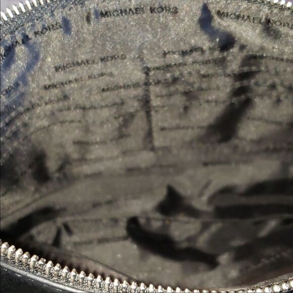 Michael Kors James Large Leather Clutch & Crossbody - Picture 5 of 13